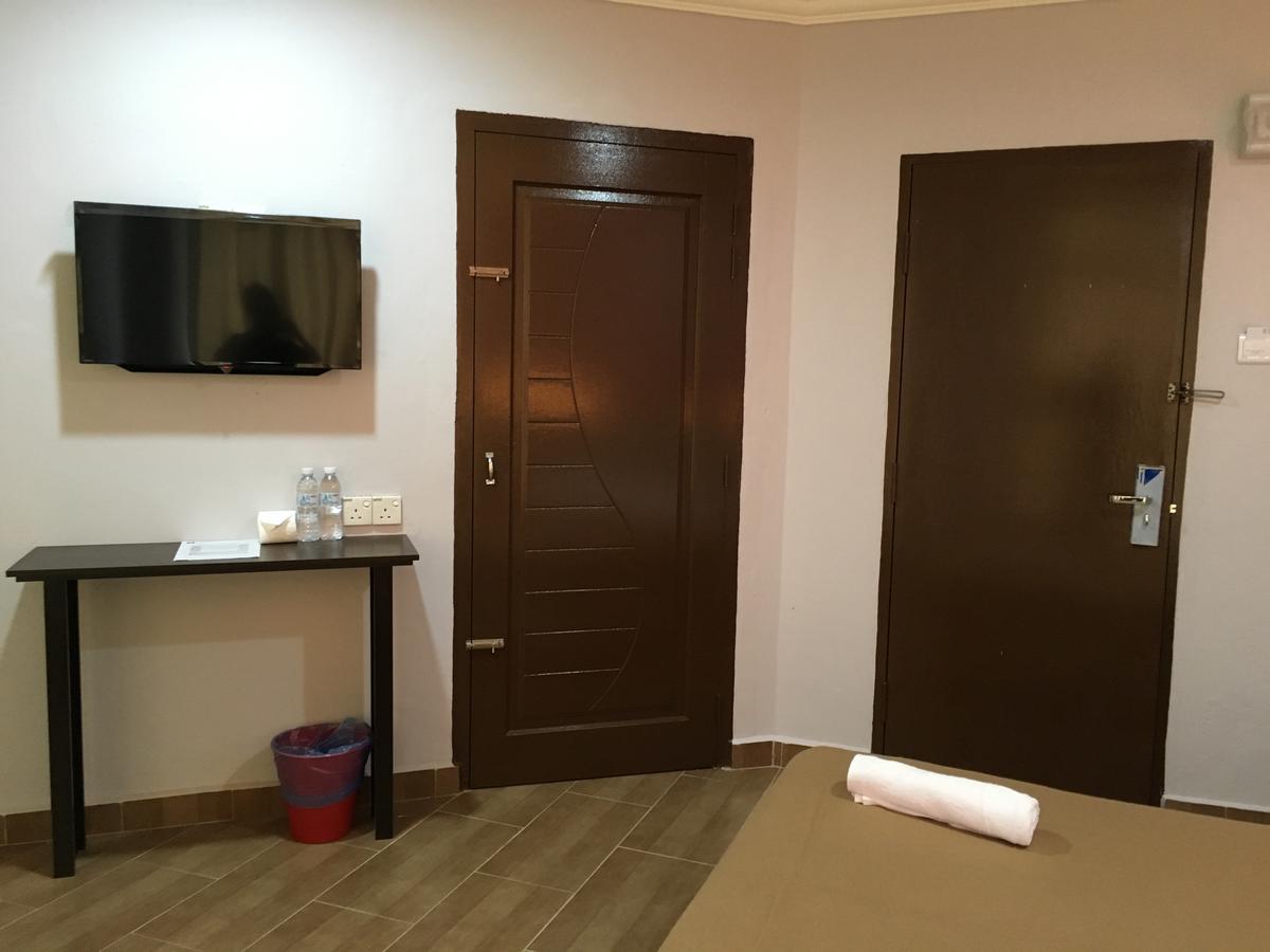 Grand Business Hotel Jertih Exterior foto